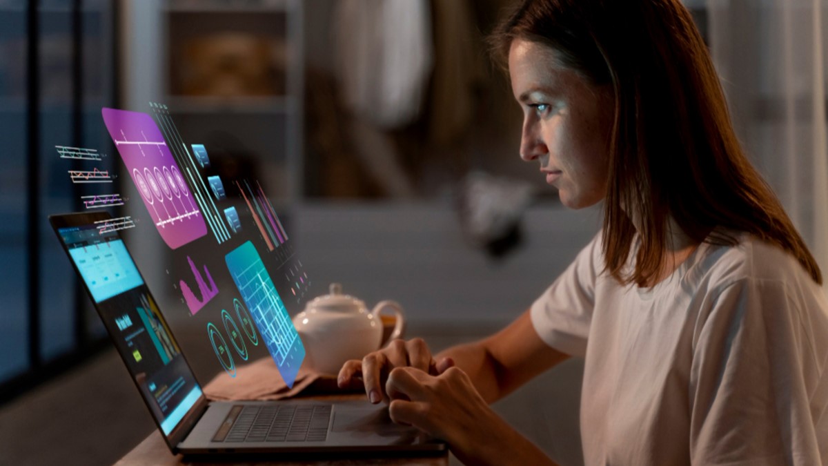 El Índice Global de Preparación para la IA de Salesforce evalúa la preparación de 16 países para adoptar IA agéntica, analizando marcos regulatorios, innovación, inversión, adopción y talento. Salesforce recomienda fortalecer la gobernanza, impulsar la formación laboral, democratizar el acceso para PYMEs y acelerar la adopción en el sector público.