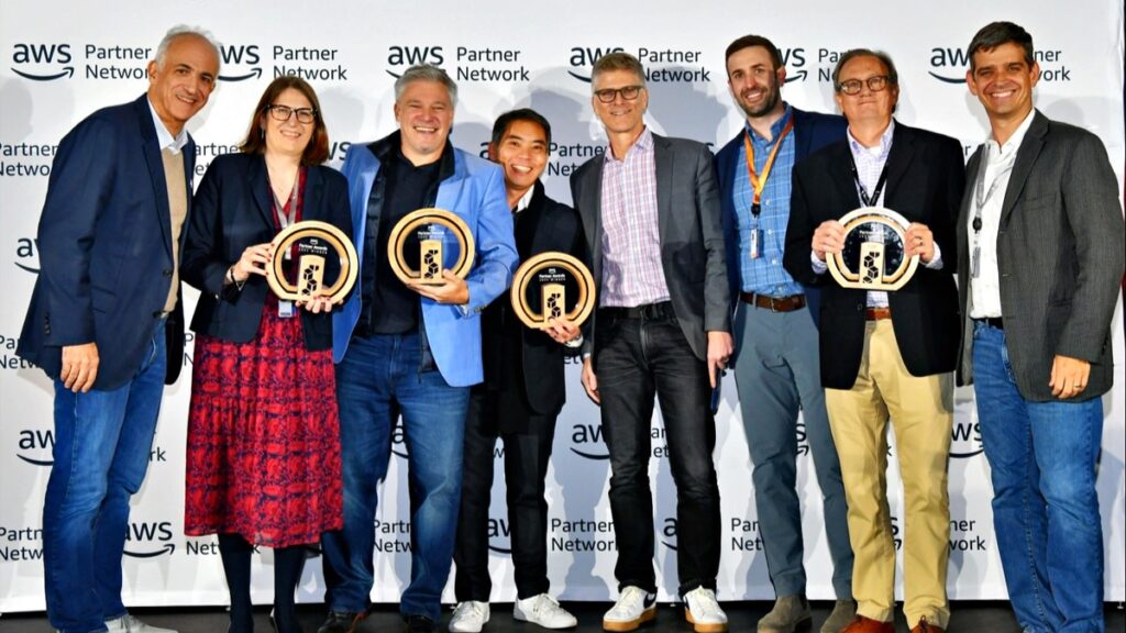 TD SYNNEX galardonada con los premios AWS Partner Awards 2025