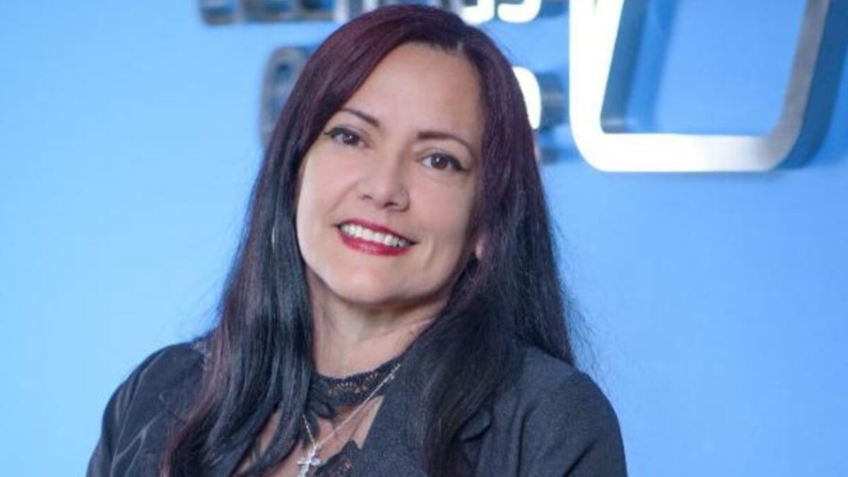 Adriana Leal, Product Manager Education de Licencias OnLine. LOL Educación, la plataforma de capacitación de la empresa, ha evolucionado hacia un centro de formación orientado a fortalecer las capacidades técnicas de los canales y sus clientes finales. Claves para hacer crecer el negocio.