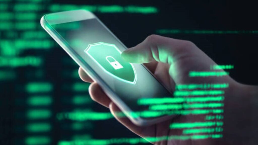 Recomendaciones para proteger tu celular y datos personales en viajes de fin de año