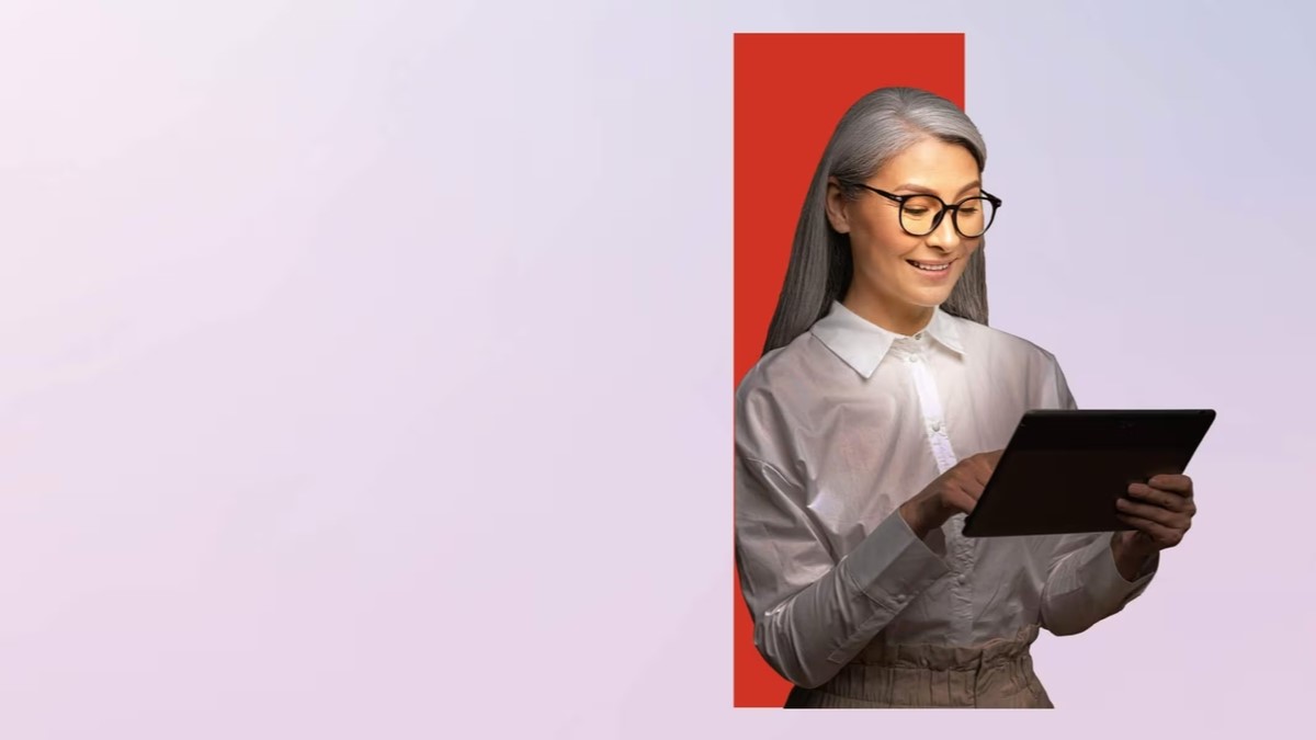 •	Para aprovechar todo el potencial de la IA, Lenovo defiende integrar la IA generativa en las operaciones centrales del negocio como parte de una estrategia más amplia de transformación digital del lugar de trabajo.