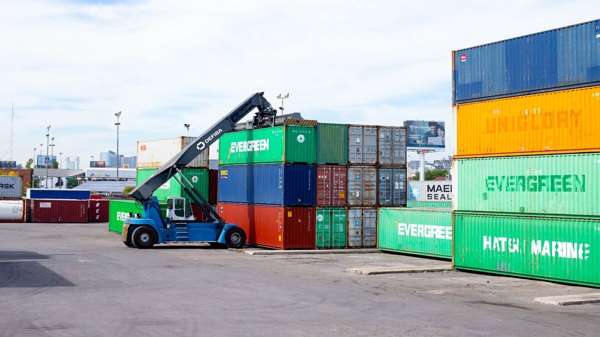 DEFIBA modernizó su gestión de activos con HxGN EAM, logrando visibilidad en tiempo real, mantenimiento optimizado y procesos eficientes, consolidándose como líder en innovación logística en Argentina.