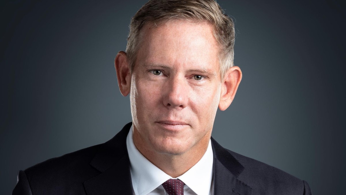 Caspar Herzberg, CEO de AVEVA. AVEVA ha completado su primera compra significativa de certificados de combustible de aviación sostenible (SAFc), un paso clave que la acerca al cumplimiento de su compromiso con la First Movers Coalition (FMC) del Foro Económico Mundial (WEF), cinco años antes de lo programado.