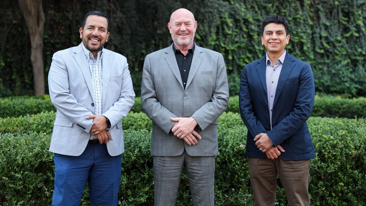 Stellar Cyber Partner Summit 2026 México congregó a socios de negocio, proveedores de servicios y clientes para compartir la visión de crecimiento regional, el rol estratégico de México y el valor de una operación de seguridad unificada y abierta.
