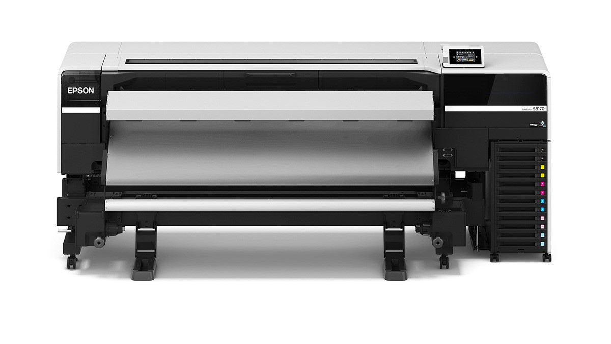 Epson marca un hito en el sector de gran formato con la nueva SureColor S8170, una tecnología que no solo acelera la producción en un 20%, sino que rompe la barrera del tiempo al permitir laminados el mismo día.