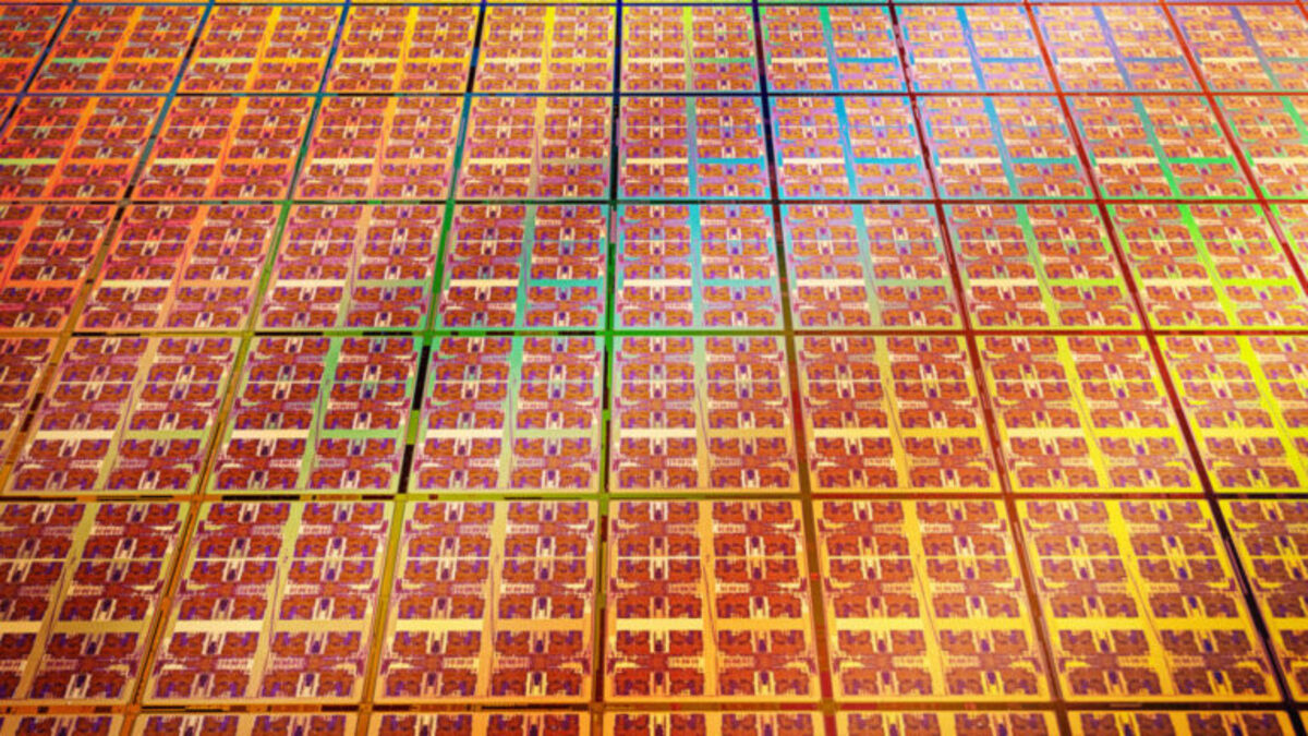 Intel expande su plataforma preparada para la IA en el centro de datos, la red y el edge, demostrando por qué la CPU está en el corazón de la orquestación, la escala y el movimiento de datos de la IA agéntica.