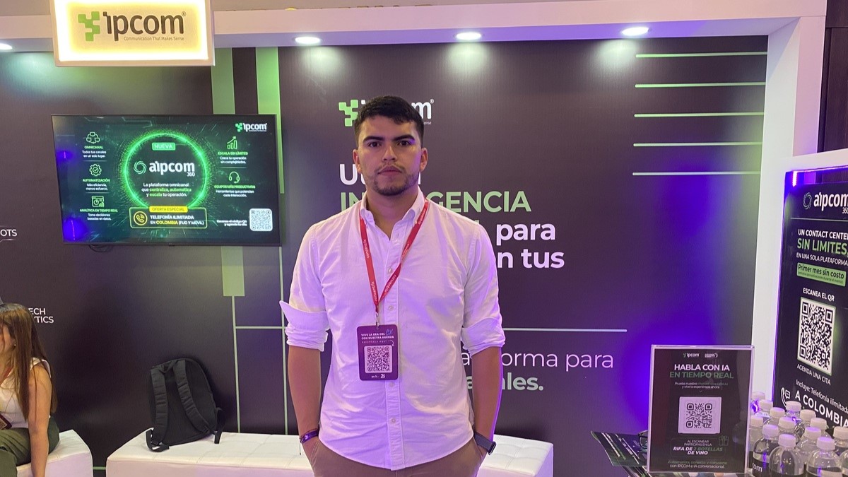 Aaron Pedraza, Specialist AI de ipcom. El socio tecnológico de Meta y proveedor de soluciones omnicanales comparte sus avances en 2026, su portafolio de servicios y las tendencias que definirán el futuro de la comunicación empresarial.
