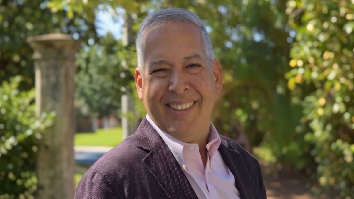 Leonardo González, director regional de Ivanti para América Latina, opina sobre por qué el desafío de las organizaciones ya no es adoptar la IA, sino gobernarla para reducir riesgos y generar valor de forma sostenible.